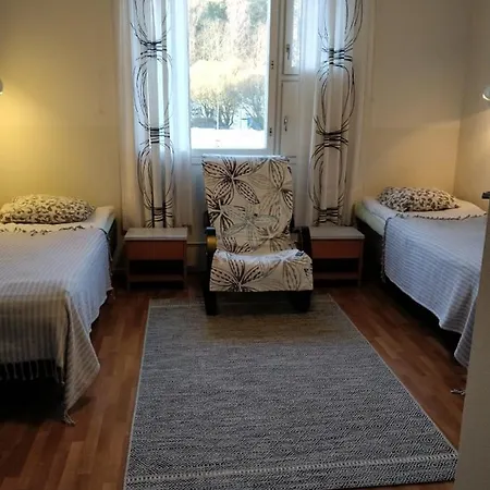 Henri Hotel 2*