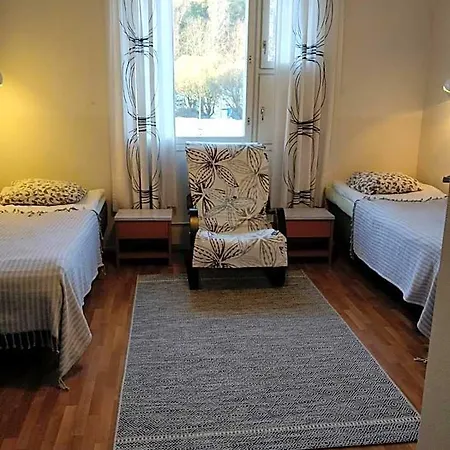 Henri Hotel 2*