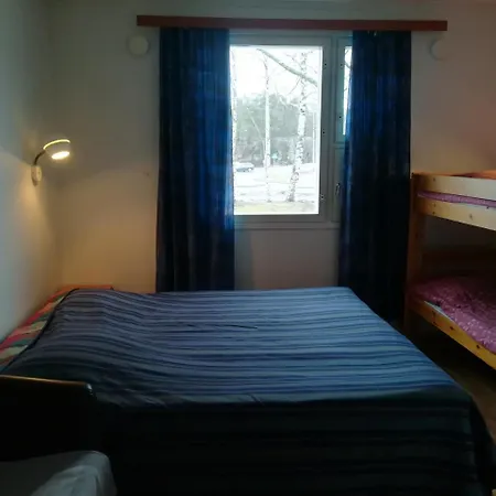 Henri Hotel 2*